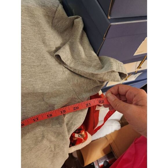 Mens sour patch kids shirt size large - measurements in photos - Picture 6 of 6